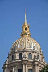 Fototapeta na wymiar Saint louis de invalides in Paris.