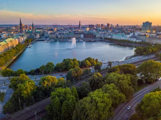 Binnenalster, Alster - Hamburg, Deutschland (Aerial) © Lars Meinel