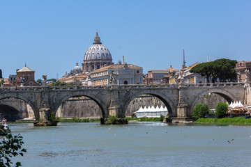 Fototapeta na wymiar Amazing view of Vatican and Tiber River in city of Rome, Italy