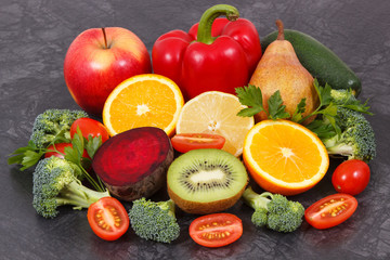 Fruits and vegetables containing healthy minerals and vitamins