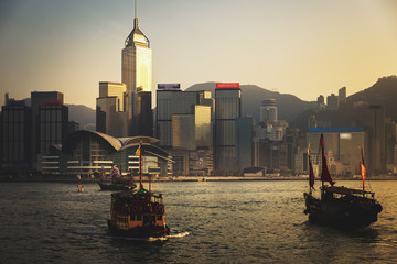 Fototapeta premium Hong Kong Victoria Harbour view with sunset
