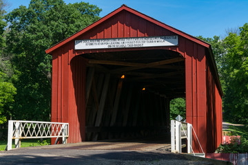 "Red Covered Bridge".  The oldest covered bridge in Illinois built in 1863.  Princeton, Illinois, USA