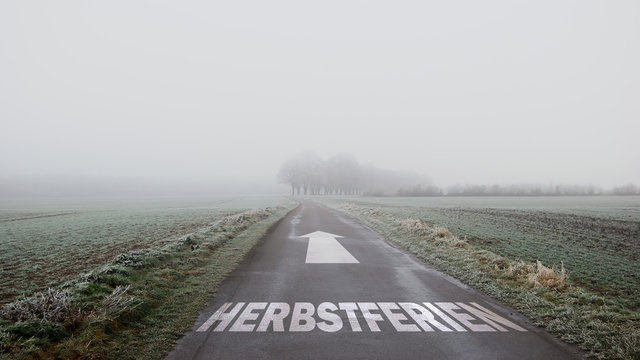 Schild 402 - Herbstferien