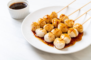  grilled pork meatballs with sweet chili sauce