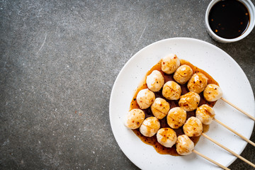  grilled pork meatballs with sweet chili sauce