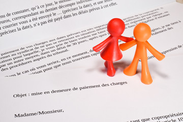 dette surendettement charge demeure rappel