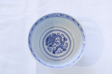 Ciotola con decorazioni orientali, blu e bianca, oggetti da cucina