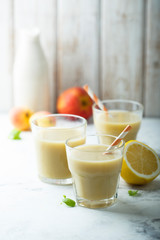 Pear apple smoothie