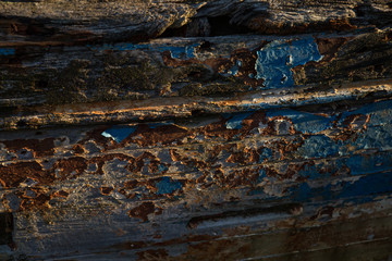 Carcasse de vieux bateau, texture bois et rouille