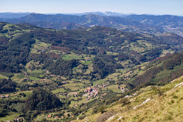 Fototapeta na wymiar Ernio mountain in Gipuzkoa, Spain