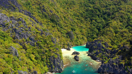 Fototapeta na wymiar secret lagoon in aerial view, El Nido Philippines