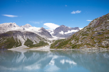 Fototapeta na wymiar Beautiful Lake In Alaska Surrounded By Mountains
