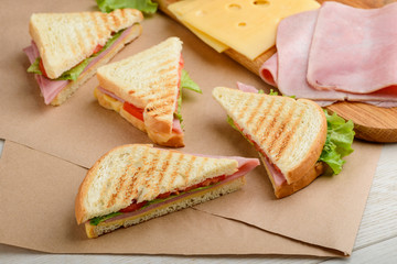 Tasty sandwich triangles