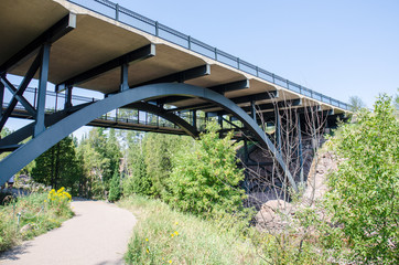 Fototapeta premium Gooseberry Falls bridge near the famous waterfalls of the same name in Northern Minnesota