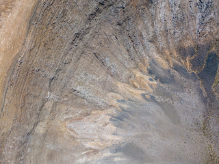 Vista aerea di Timanfaya, parco nazionale, Caldera Blanca, interno del cratere. Vista panoramica di vulcani, montagne, terreno, natura selvaggia, Lanzarote, Isole Canarie, Spagna