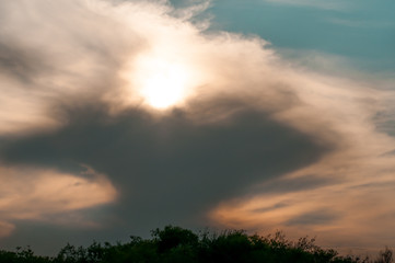 Fototapeta na wymiar sky at sunset with beautiful clouds