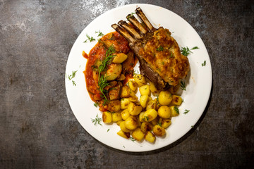 Lammkarree mit Kräuterkruste