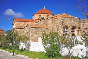 Fototapeta na wymiar Panagia Ekatontapiliani church on Paros island, Greece
