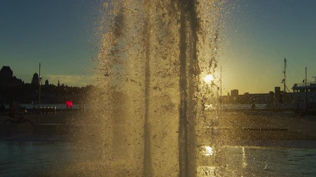 Fontaine Du Quai Paquet in the afternoon