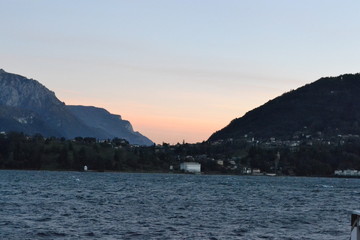 Fototapeta premium Lago di Como al tramonto