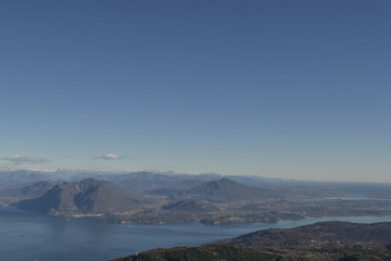 Fototapeta na wymiar Panorama del Mottarone, Stresa