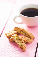 Sweet cantuccini biscuits.