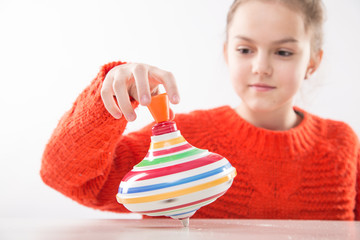  Integracja sensoryczna. Ćwiczenia na sprawność ruchową dłoni i palców. © doroguzenda