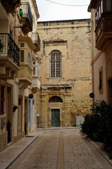 Fototapeta na wymiar Historische Altstadt Vittoriosa - mittelalterlicher Rittersaal