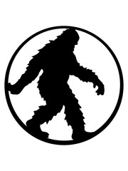 Fototapeta premium kontur rund sport kreis logo gehender laufender seitlich bigfoot silhouette comic yeti monster cartoon affe groß fabeltier schnee weiß menschenaffe lustig riese berge winter clipart design