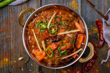 Photo sur Plexiglas Plats de repas gosht masala nourriture indienne dans un cuivre
