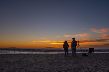 Fototapeta premium waiting at sunset 