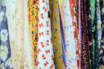 Printed fabric / floral fabric