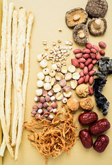 Chinese health soup ingredients / Chinese medicine nourishing herbs