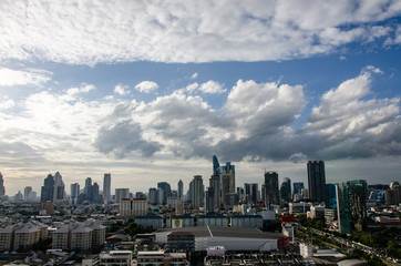 Fototapeta na wymiar Skyscraper, downtown, Bangkok cityscapes, white cloud, Thailand