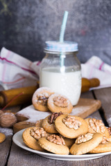 gingerbread cookies with nuts