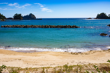 島の海