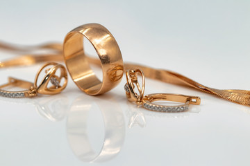earrings with dancing diamonds, gold ring and gold chain