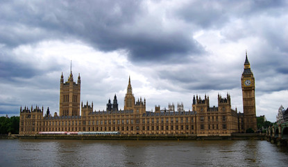 Fototapeta na wymiar Big Ben and the houses of Parliament in London, England