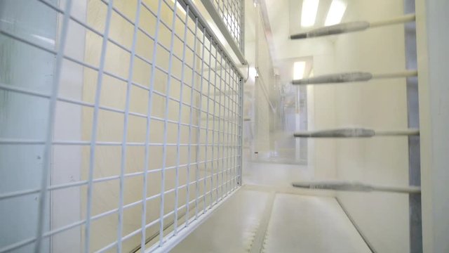 Coloring of metal parts. Powder coating technology in an electrostatic field