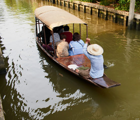 Obraz premium Floating market Bangkok