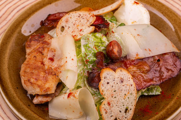 Bacon, toasts, cheese, tomatoes, lettuce leaves
