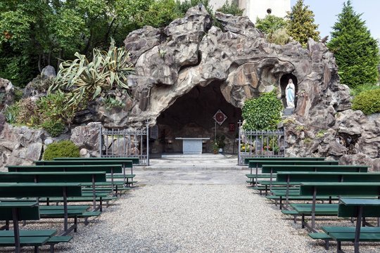 Reproduction of the Lourdes Grotto, Cannero Riviera, Lago Maggiore, Verbano-Cusio-Ossola Province, Piedmont Region, Italy, Europe