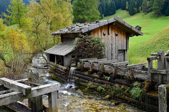 Historical Fradermuhle am Seebach, Obernberg, Tyrol, Austria, Europe