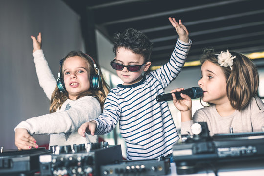 Young DJs make a party at home with vinyl records