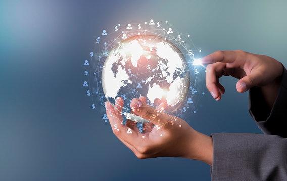 Financial business And the growth of world money.