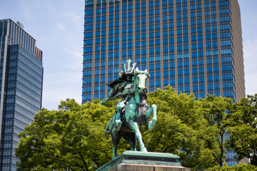 tokyo samurai statue