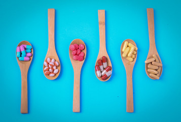
Spoons with pills