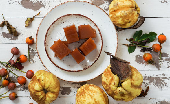 quince bread , dulce de membrillo, spanish sweet