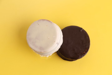 Chocolate cakes and dulce de leche, typical in Argentina. called Alfajores