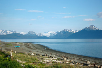 cars on the beach in homer alaska